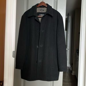 Men's 100% wool mid length outerwear jacket